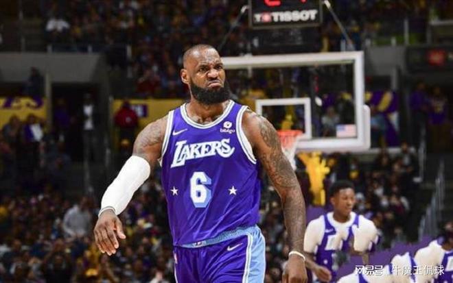 边路的多面 边路的多面