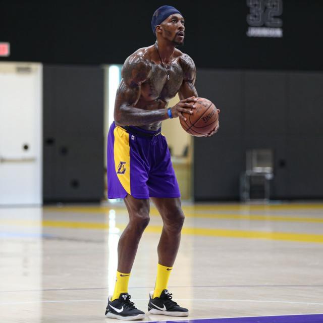 广厦男篮末 广厦男篮末